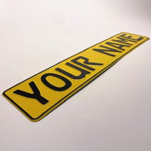 Nimikyltti omalla tekstillä